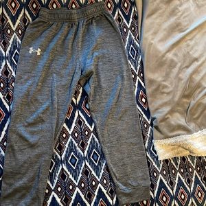 Boys size 7 under armor, thin joggers
